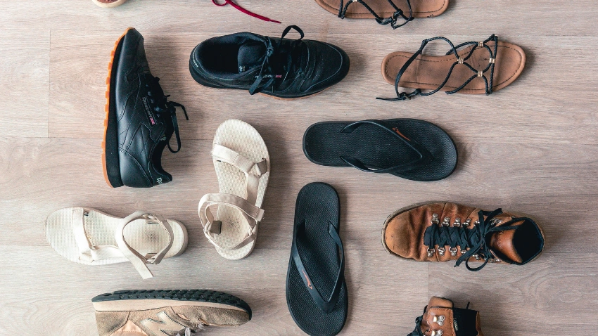 Choose Versatile Footwear and Accessories