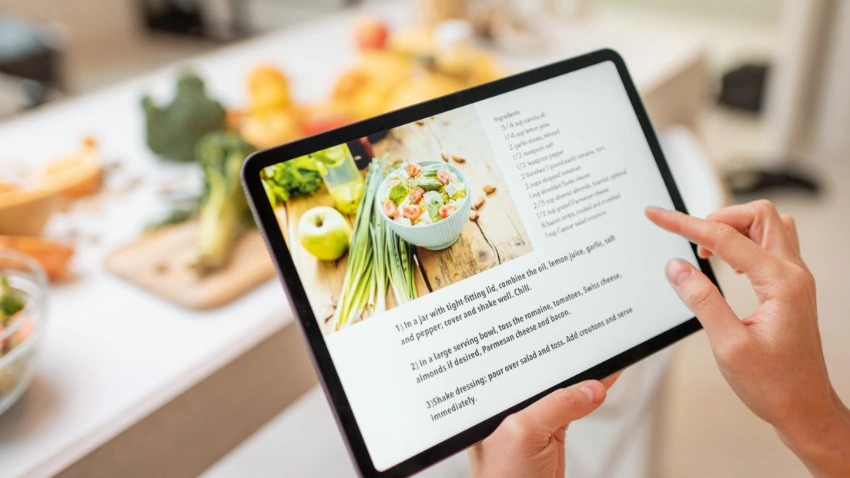 Smart Displays for Managing Household Information