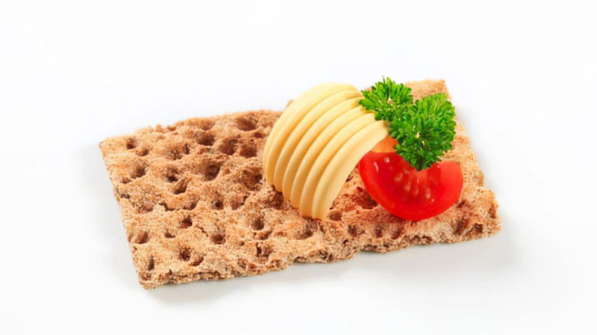 Whole-Grain Crackers With Cheese