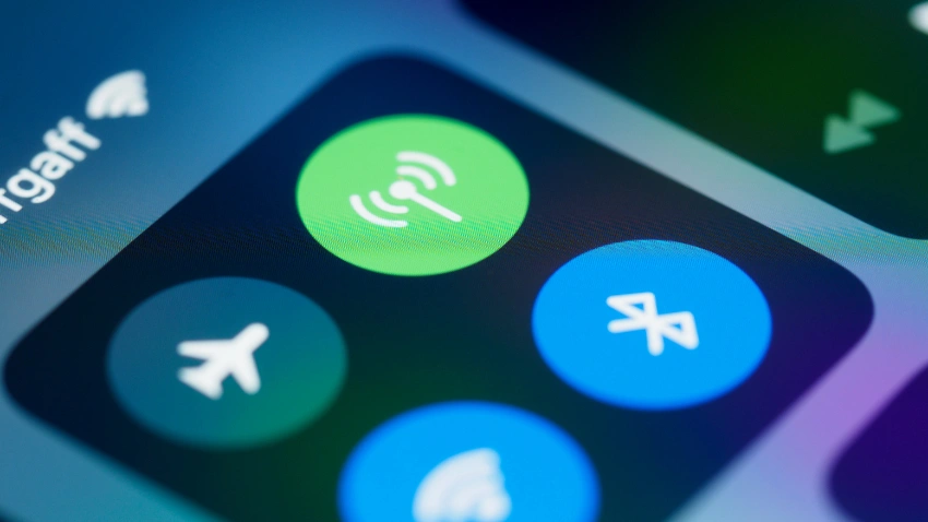 Check Connectivity and Useful Features